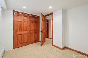 55 Metuchen Ave, Middlesex, NJ 07095 - Photo 25