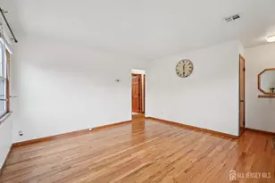 55 Metuchen Ave, Middlesex, NJ 07095 - Photo 7