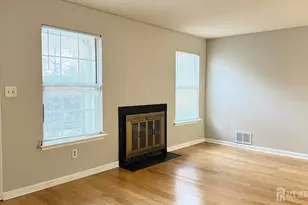 58 Canterbury Cir, Franklin Township, NJ 08873 - Photo 9