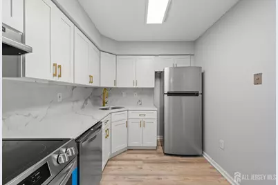 7703 Tamarron Drive, Plainsboro Township, NJ 08536 - Photo 5