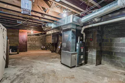 95 E Walnut Street, Metuchen, NJ 08840 - Photo 21