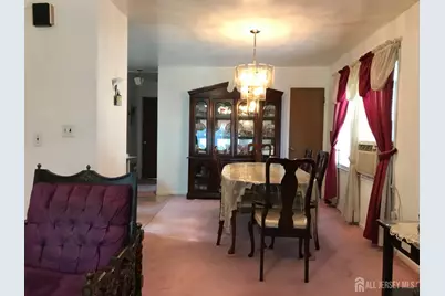 689 Mary Street, Perth Amboy, NJ 08861 - Photo 3