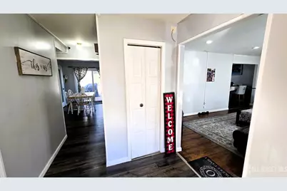 7 Stradford Road, Sayreville, NJ 08859 - Photo 3