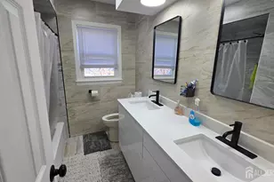 7 Stradford Rd, Sayreville, NJ 08859 - Photo 27