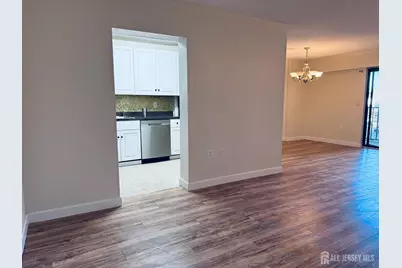 10 N Wood Avenue #314, Linden, NJ 07036 - Photo 5