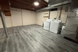 21 Teaberry Dr, Edison, NJ 08820 - Photo 15