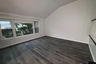 21 Teaberry Dr, Edison, NJ 08820 - Photo 5