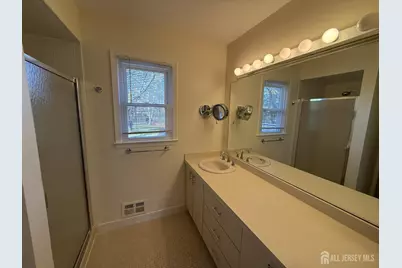 13 Beacon Hill Drive, East Brunswick Township, NJ 08816 - Photo 25