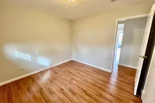 340 Old Post Rd, Edison, NJ 08817 - Photo 11