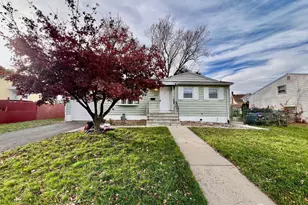 340 Old Post Rd, Edison, NJ 08817 - Photo 1