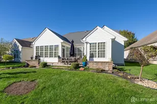 416 Melrose Way, Monroe Township, NJ 08831 - Photo 5