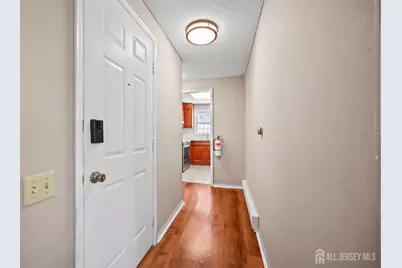 137 N Plymouth Lane, Monroe Township, NJ 08831 - Photo 5