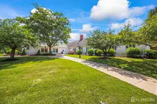 137 N Plymouth Ln, Monroe Township, NJ 08831 - Photo 37