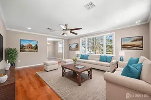 137 N Plymouth Ln, Monroe Township, NJ 08831 - Photo 1