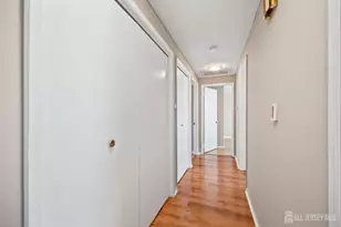 137 N Plymouth Ln, Monroe Township, NJ 08831 - Photo 17