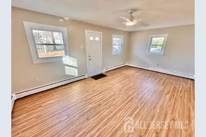 53 Newark Avenue, Spotswood, NJ 08884 - Photo 5