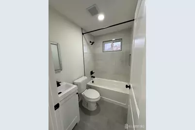 112 Fairview Ave Avenue #2, Middlesex, NJ 08854 - Photo 9