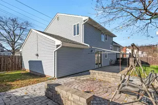 52 Greenbrook Rd, Middlesex, NJ 08846 - Photo 5