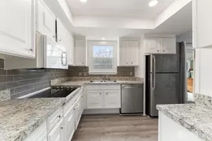 94 Gloucester Way, Monroe Township, NJ 08831 - Photo 9