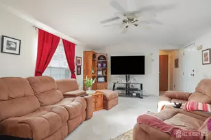 10 Twain Rd, North Brunswick Township, NJ 08902 - Photo 15