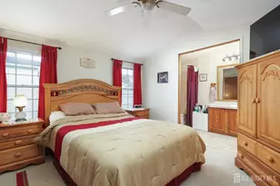 10 Twain Rd, North Brunswick Township, NJ 08902 - Photo 7