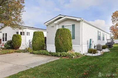 10 Twain Road, North Brunswick Township, NJ 08902 - Photo 1