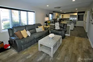 18 Pinetree Dr, Sayreville, NJ 08859 - Photo 7