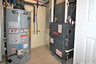 18 Pinetree Dr, Sayreville, NJ 08859 - Photo 33