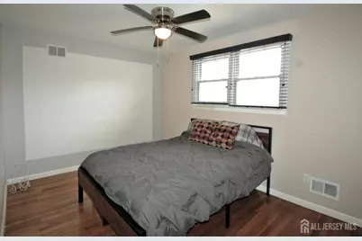 18 Pinetree Drive, Sayreville, NJ 08859 - Photo 23