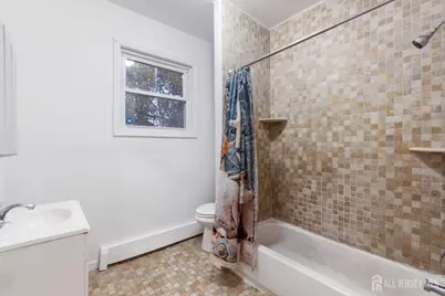 21 Leslie Street #23, Newark, NJ 07108 - Photo 17