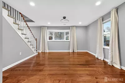 18 Baxter Road, Edison, NJ 08817 - Photo 5