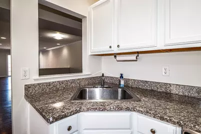 105 Adamecs Way, South Amboy, NJ 08879 - Photo 15