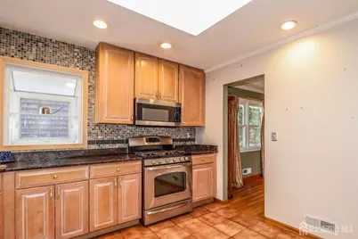 74 Newman Street, Metuchen, NJ 08840 - Photo 9