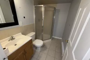 35 Hensler Ln, Sayreville, NJ 08872 - Photo 7