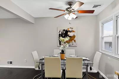 46 Melbourne Court, Woodbridge Township, NJ 07095 - Photo 11
