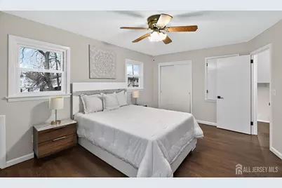 46 Melbourne Court, Woodbridge Township, NJ 07095 - Photo 15