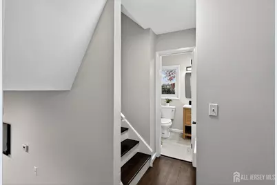 46 Melbourne Court, Woodbridge Township, NJ 07095 - Photo 23