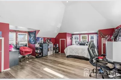 106 W Gibbons Street W, Linden, NJ 07036 - Photo 17