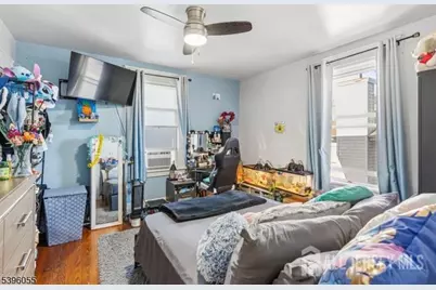 106 W Gibbons Street W, Linden, NJ 07036 - Photo 15