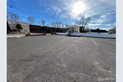925 Amboy Avenue, Edison, NJ 08837 - Photo 9