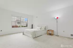 87 Freemont Ct, Franklin Township, NJ 08873 - Photo 9