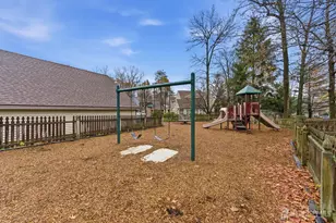 3242 Cypress Ct, South Brunswick Township, NJ 08852 - Photo 21