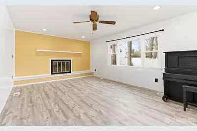 7 Oberlin Court, Edison, NJ 08820 - Photo 15