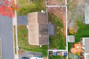 7 Oberlin Ct, Edison, NJ 08820 - Photo 39