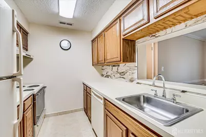 211 Ravens Crest Drive, Plainsboro Township, NJ 08536 - Photo 7