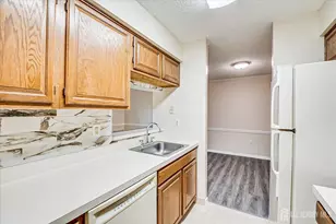 211 Ravens Crest Dr, Plainsboro Township, NJ 08536 - Photo 9