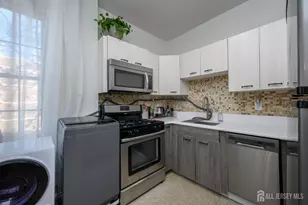 55 Randolph Pl, Orange, NJ 07079 - Photo 13