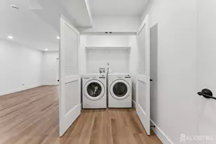 84 Hollywood Ave, East Orange, NJ 07018 - Photo 15