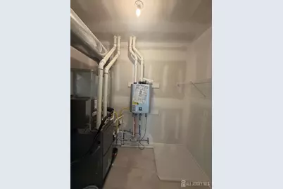 808 Sadie Circle, New Brunswick, NJ 08901 - Photo 7