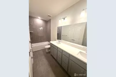 808 Sadie Circle, New Brunswick, NJ 08901 - Photo 9